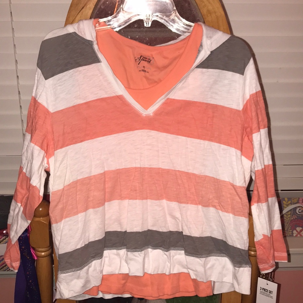 2 piece set, NWT tops